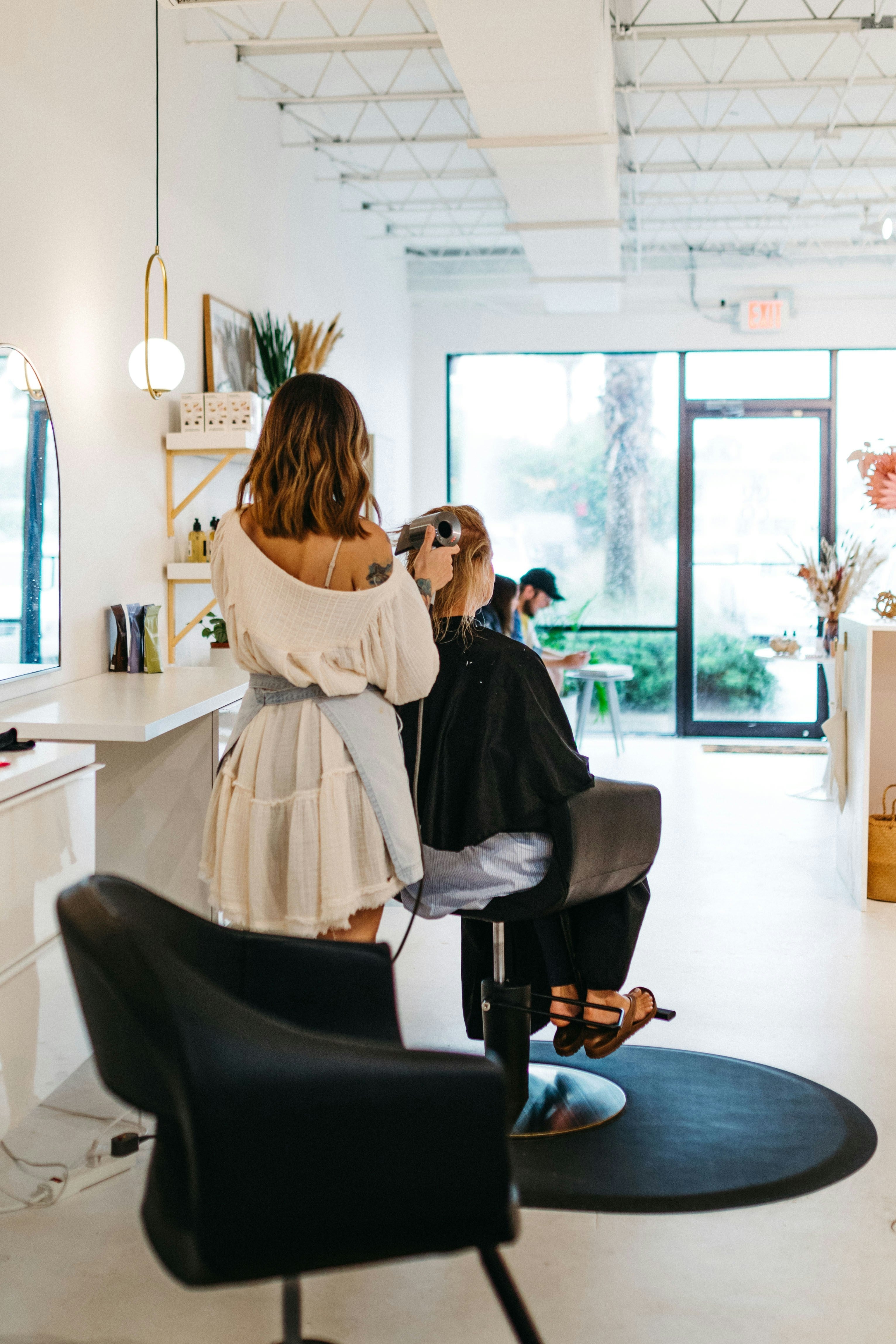 What Happens During Hand-Sewn Weft Extensions Installation? – Platform ...