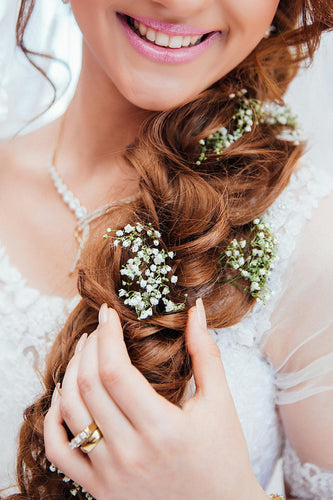 Fuller Hair Secrets: Hand-Sewn Wefts for Added Volume