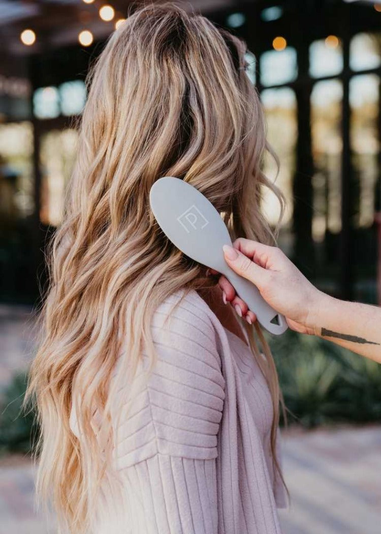 Platform Extensions Platform Hair Extensions | HS 22 Hand-Sewn Weft Hair Extensions